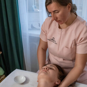 Pagrindinis 7 veido limfodrenazinis masazas